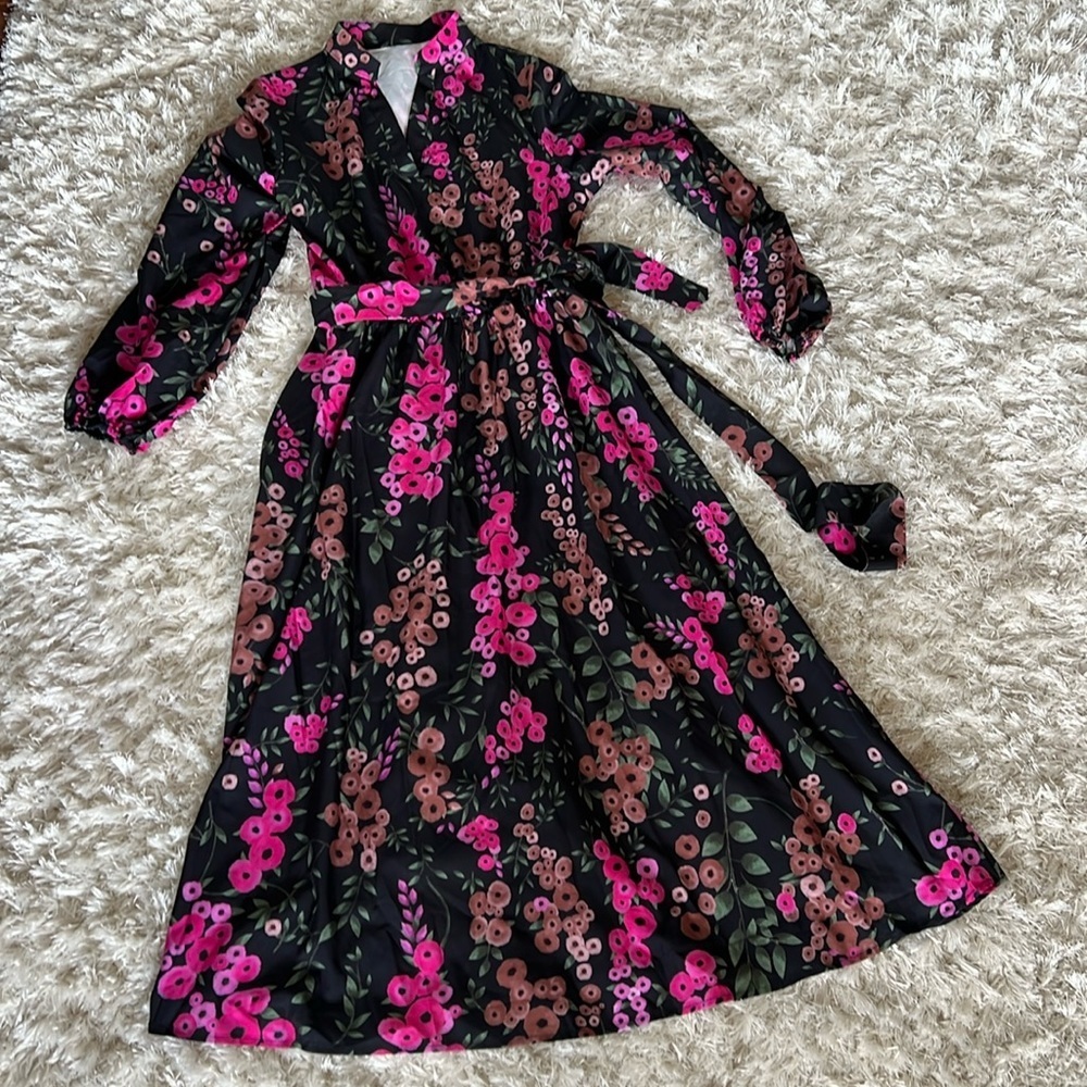 NWOT Floral Print Lantern Sleeve Belted Dress